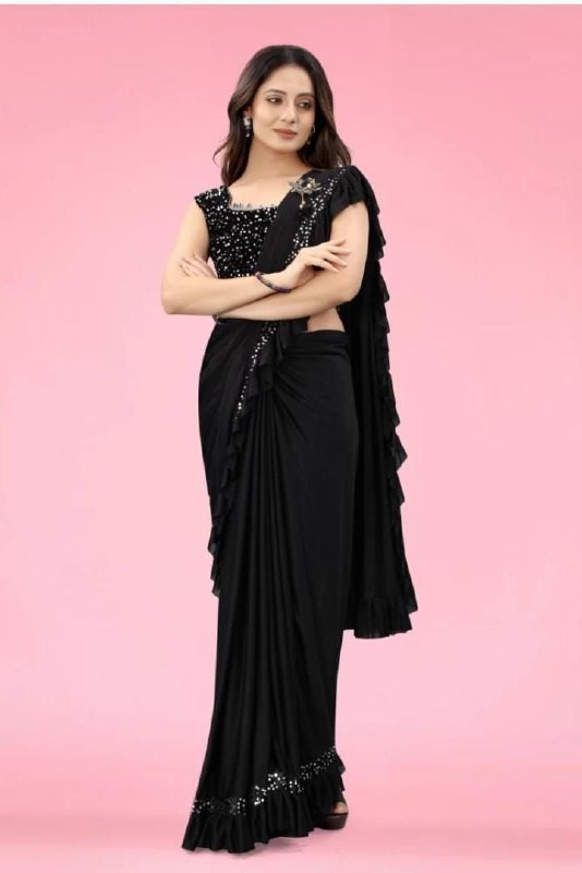 Kavya Fashion Embellished Bollywood Lycra Blend Saree(Black)