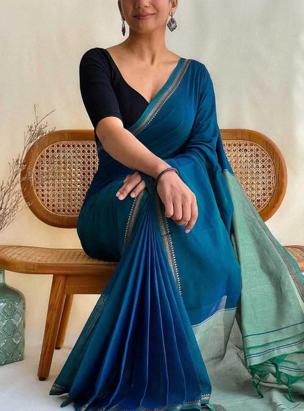 SAPTAK FASHION Woven Handloom Handloom Cotton Blend Saree(Blue)