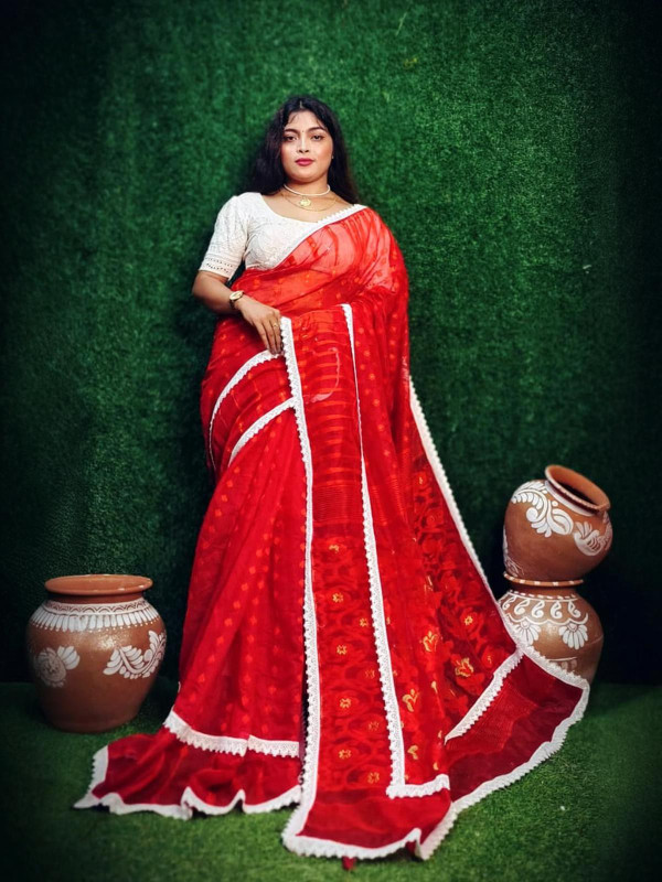 RIDDHIMAN FASHION Floral Print, Woven Jamdani Cotton Silk Saree(Red)