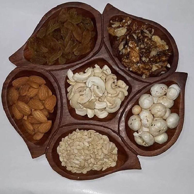 mtiban Wooden Dry Fruit Platter/ Serving Plate/Dry Fruits/Wood Leaf Design Snack Tray Tray Serving Set(Pack of 1)