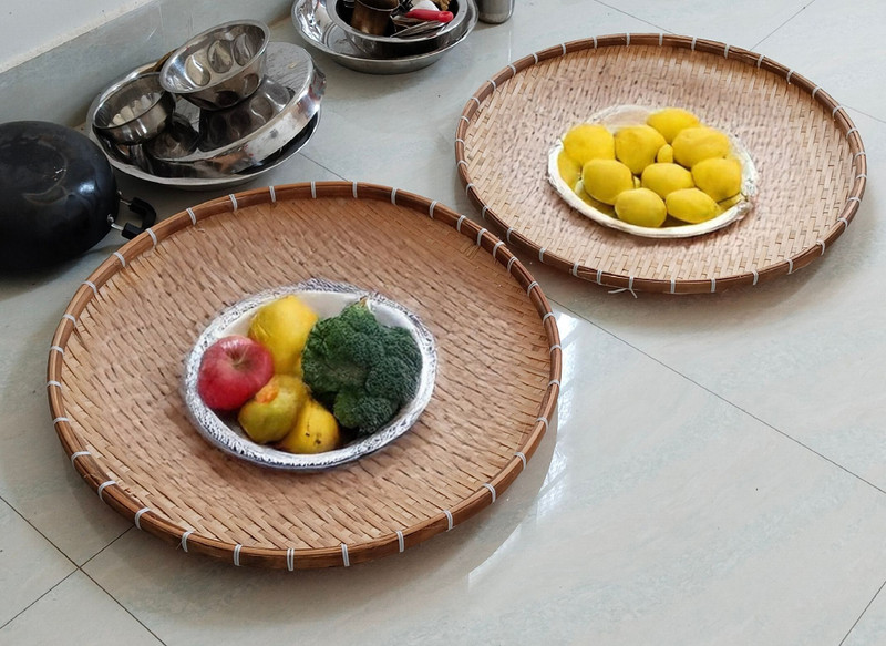 Das Departmental Store Handwoven Bamboo Wicker Food, Grain & Vegetable Display For Home & Kitchen Big Tray Serving Set(Pack of 1)
