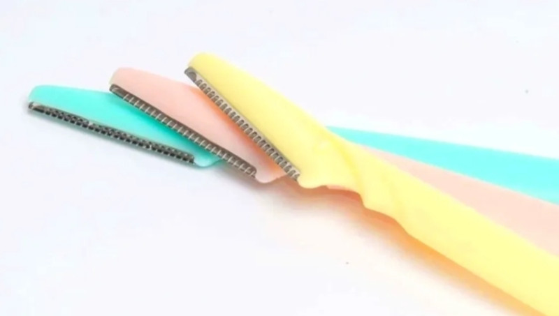 Sienname Eyebrow Razors, Facial Dermaplane Razors Shaver With Precision Cover For Women(Pack of 3)