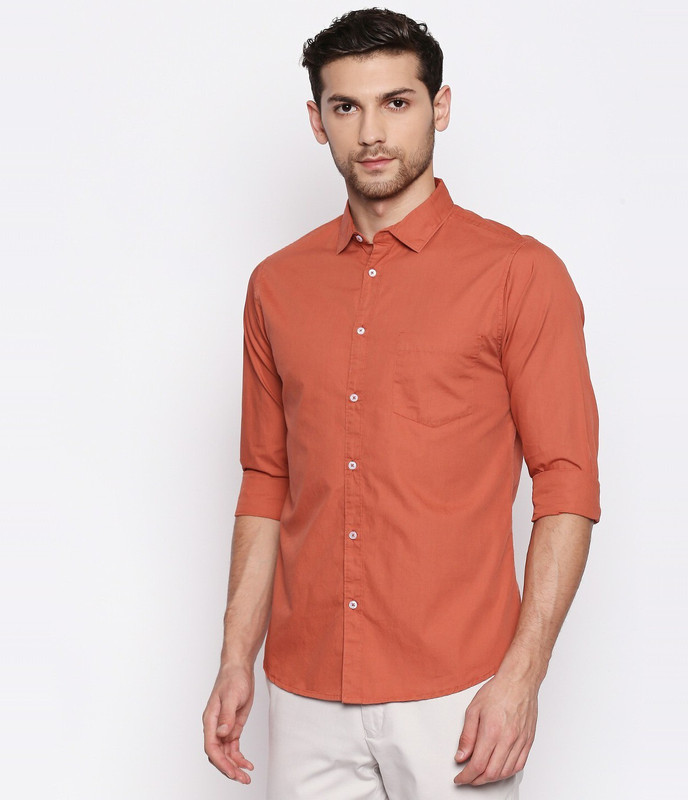 Dennis Lingo Men Solid Casual Orange Shirt