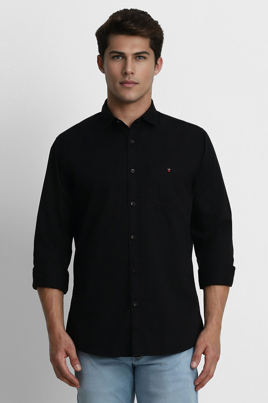 LOUIS PHILIPPE Men Solid Casual Black Shirt