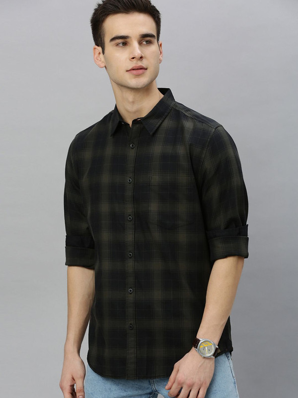 Roadster Men Checkered Casual Dark Green Shirt