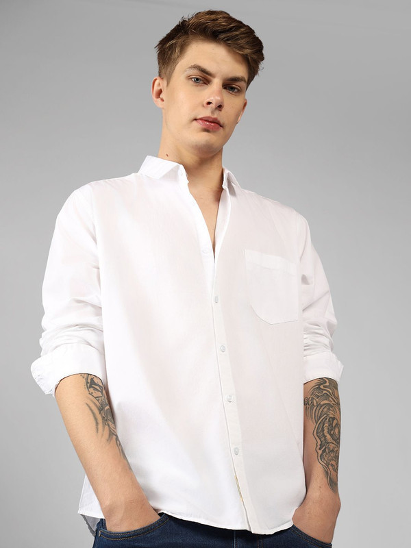 Dennis Lingo Men Solid Casual White Shirt