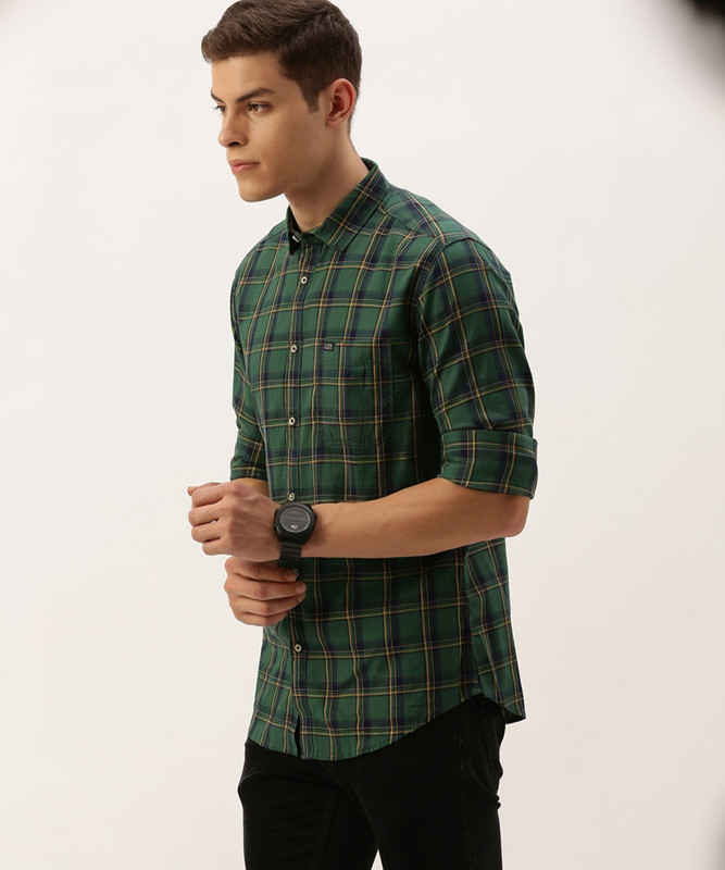The Indian Garage Co. Men Checkered Casual Green Shirt