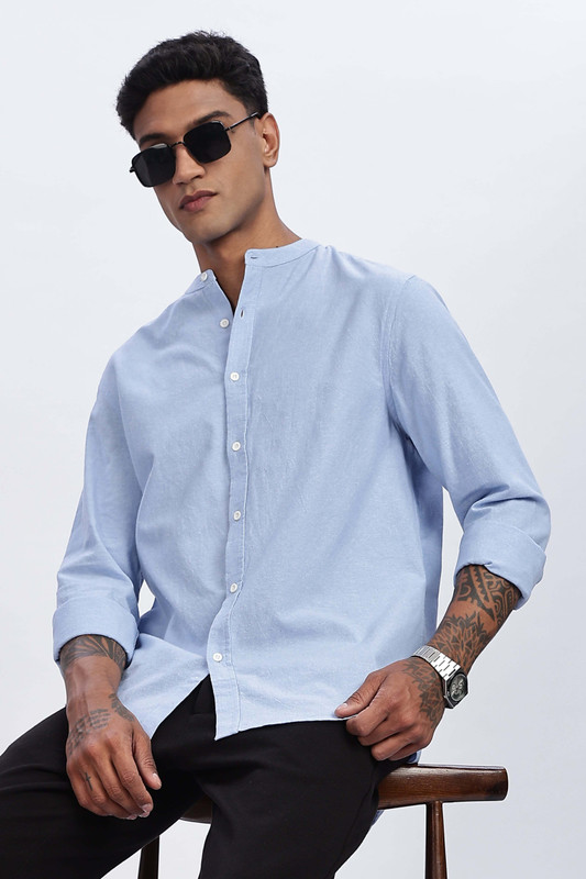 Eszett Men Solid Casual Light Blue Shirt