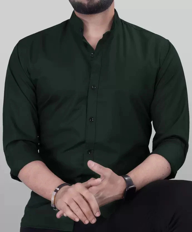 Tanip Men Solid Casual Dark Green Shirt