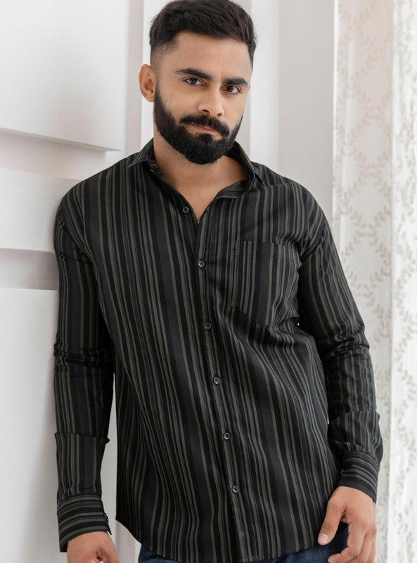 Surhi Men Striped Casual Dark Green Shirt