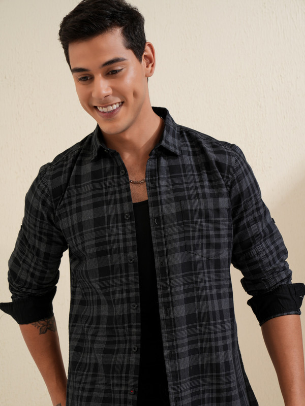LOCOMOTIVE Men Checkered Casual Black, Grey Shirt