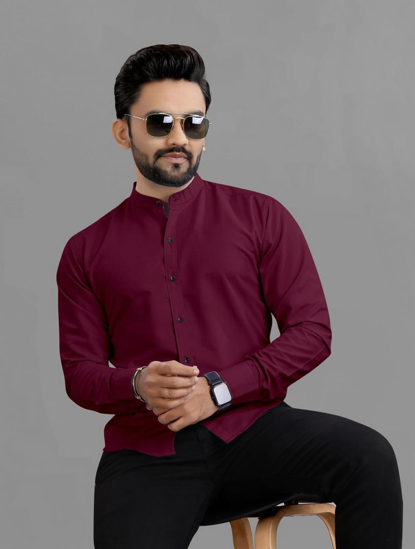 RAHUL LOOK Men Solid Casual Maroon Shirt