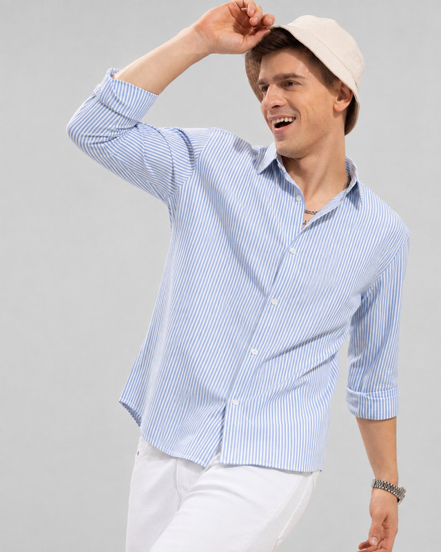 Lyphy Men Striped Casual White, Light Blue Shirt