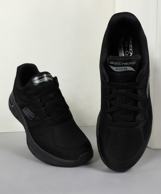 Skechers ARCH FIT - CHARGE BA Walking Shoes For Men(Black , 7)