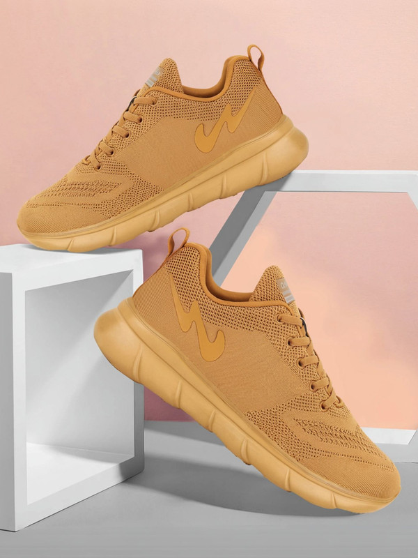 CAMPUS VIBGYOR Walking Shoes For Men(Tan , 7)