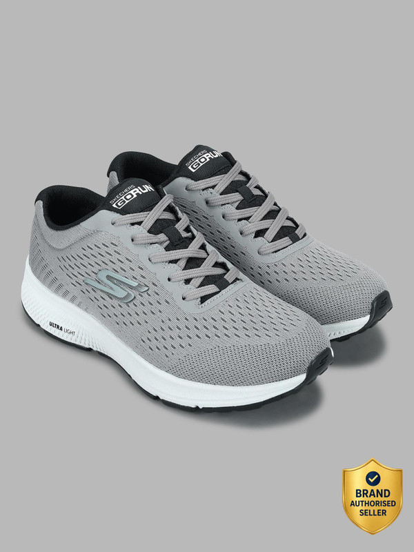Skechers GO RUN CONSISTENT Outdoors For Men(Grey , 10)