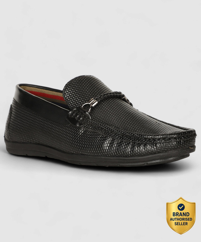 Bata NEVILLE Loafers For Men(Black , 8)