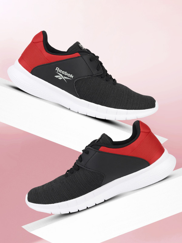 REEBOK REEBOK GENESIS RUNNER M Running Shoes For Men(Black , 7)