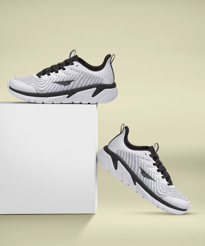 RED TAPE Walking Shoes For Men(White , 9)