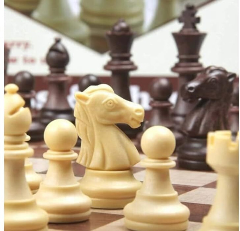 Kmc kidoz New Small, Travel Chess Set,Wooden Handcrafted Foldable Magnetic Chess Party & Fun Board Game