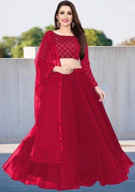 Get upto 80% off on Gowns