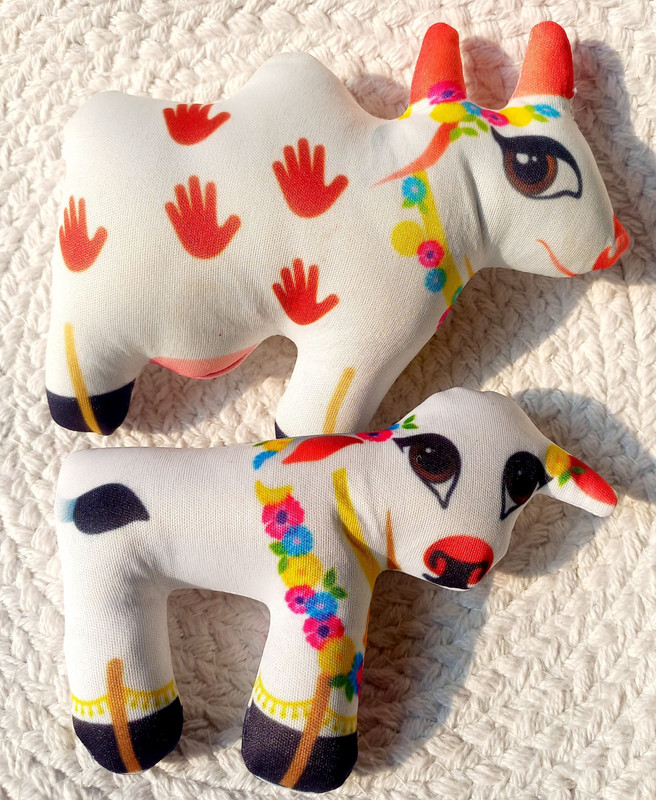 UAS ACHYUTA EXPERT TRADING CO STUFF COW AND CALF - 5 inch(Multicolor)
