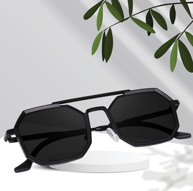 OSSUM Retro Square, Wayfarer Sunglasses(For Men & Women, Black)