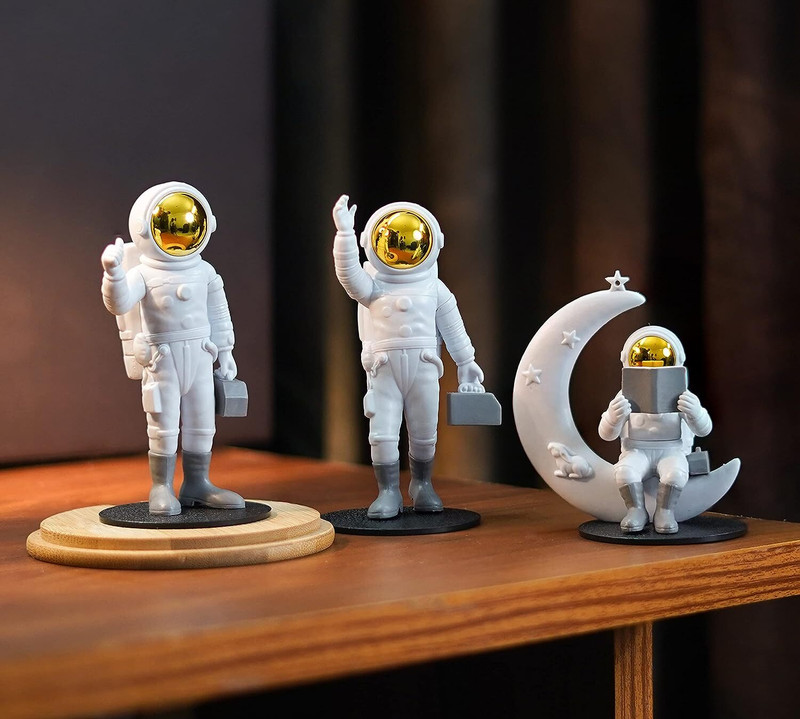 Street27 Resin 3Pcs Astronaut Figurine M...
