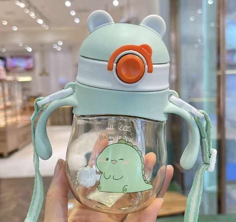 Cubella wrapped in love Baby Sipper Bottle Bear Design Soft Silicone Straw with Handles & Strap(Green)