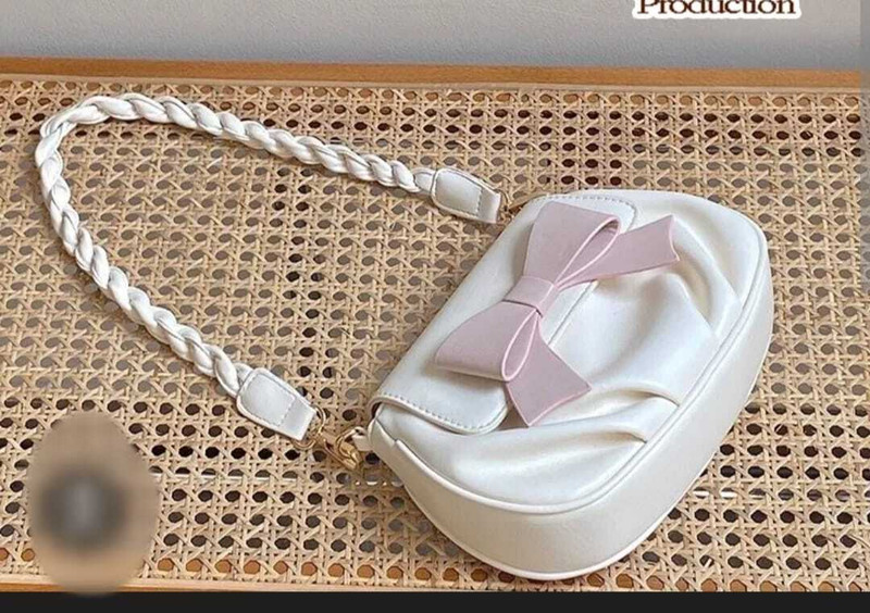 SSAZU White Sling Bag Siling Bag 2Tai 0015