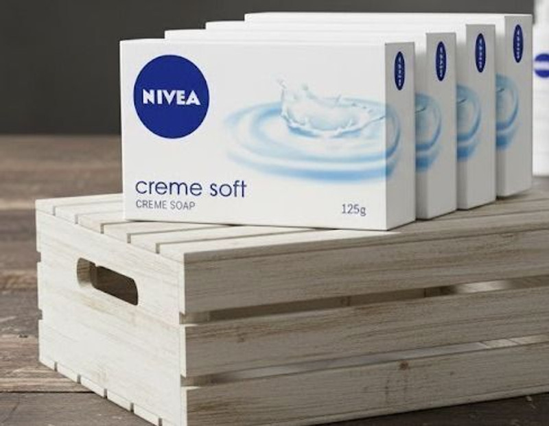 NIVEA Creme Soft Soap, Travel, Bath Soap, for Men & Women(4 x 125 g)