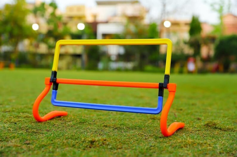 BEEATWAVE HUB Plastic Speed Hurdles(For Adults, Children Pack of 3 SPEED HURDLE)