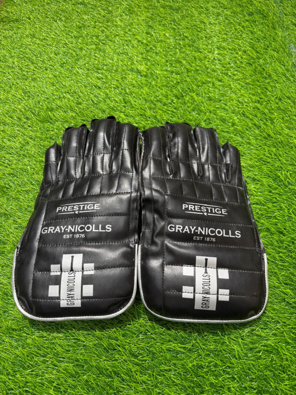 THE SPORT VAULT Gray Nicolls Batting Gloves(White)