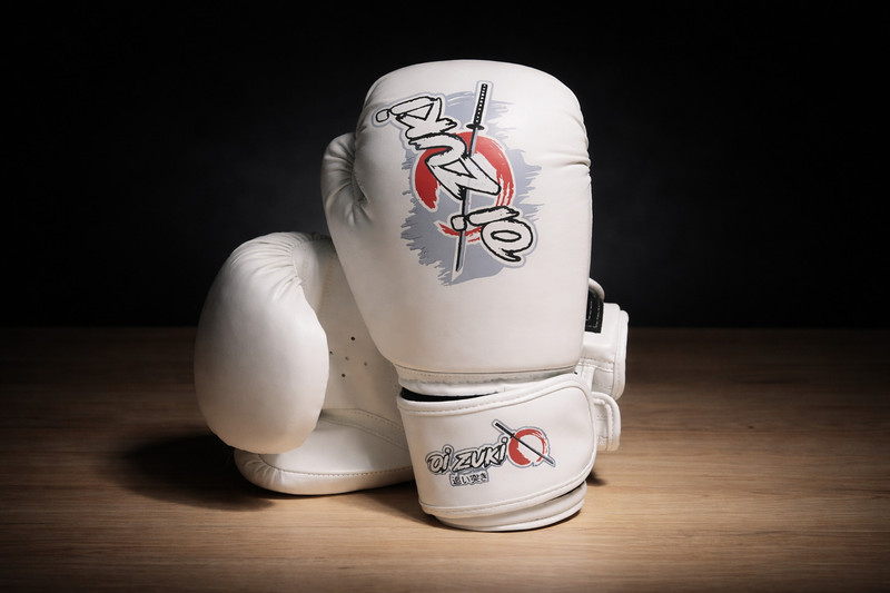 Oi Zuki Dojo Series 12 OZ White PU Leather Boxing Glove Boxing Gloves(White)