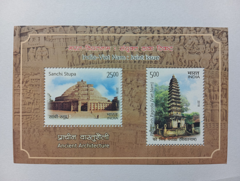 VJS 2018 India - Vietnam Ancient Architecture Joint Issue Miniature Sheet Stamp Stamps(2 Stamps)