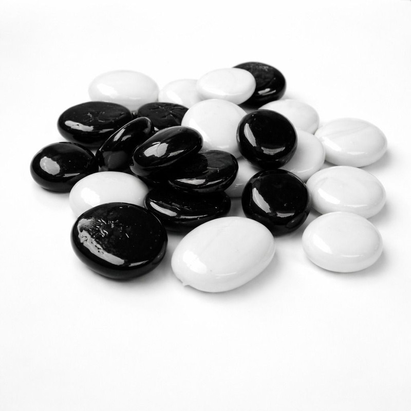 sv creation Natural Black & White Pebbles for Plant,FishTankAquariums,Garden&HomeDecor Polished Round, Oval Fire Glass Pebbles(Black, White 450 g)