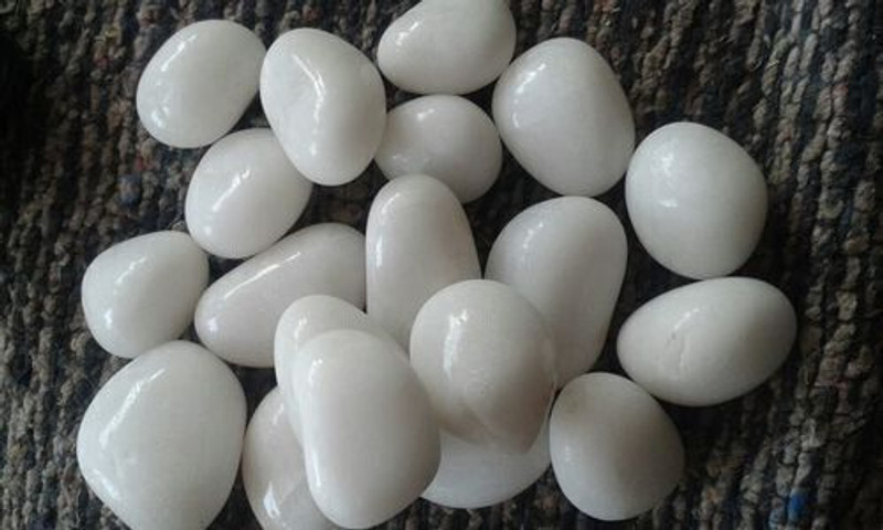 Ikanha 21373 Polished Oval Marble Pebbles(White 1 kg)