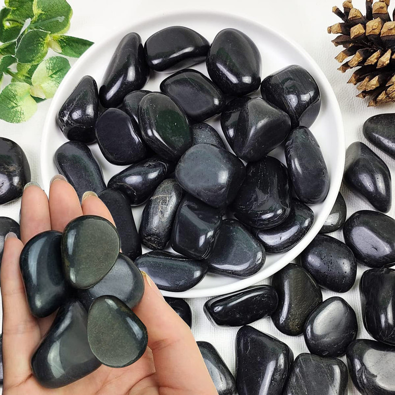 PERFY 1Kg Polished Black Glossy Pebbles (20-30mm) – Perfect for Plant Pots, Aquariums Polished, Regular Angular, Asymmetrical Marble Pebbles(Black 1 kg)