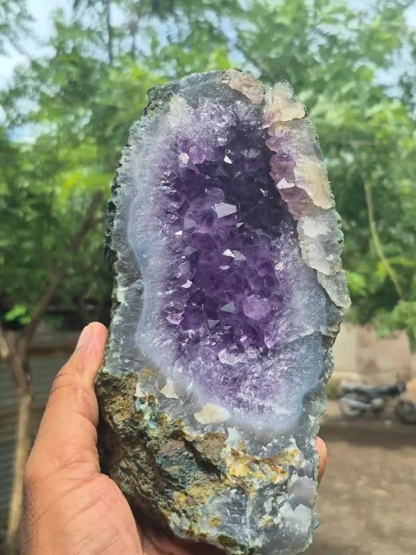 CFC Natural Amethyst Cluster Real Raw Large Geode Healing Crystal Rock Purple Decor Regular Asymmetrical Rock, Crystal Stone(Purple 2 Pieces)