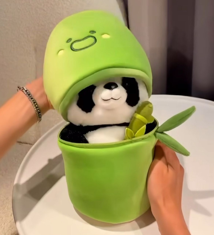 HELLOBEAR New-Soft Stuffed Bamboo Panda Toy, Reversible Panda Toy - 35 cm(Green, Black)