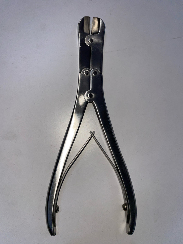 OI MEDCARE Orthopaedics k wire cutter Tansen carbon tip (cutt 1mm to 1.5mm ) 8” Surgical Plier(Steel)