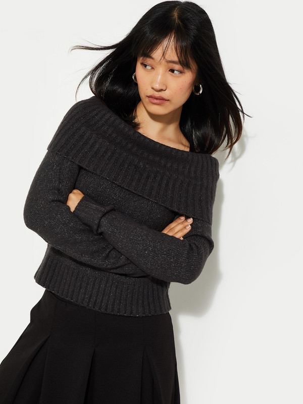 Max Printed Off Shoulder Casual Women Grey Sweater