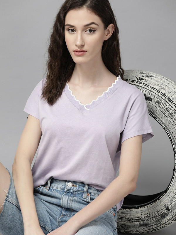 Roadster Solid Women V Neck Purple T-Shirt