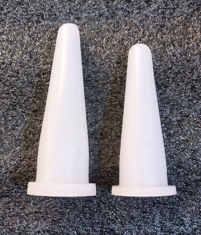 BODY FITNESS PVC Anal dilators set of 2 (Small,Large) White Tampons