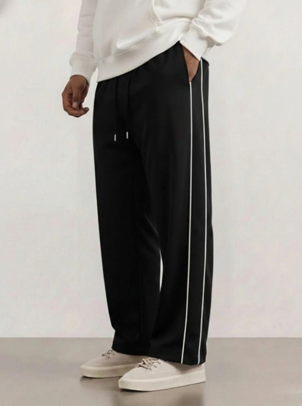 VEXUA Solid Men Black Track Pants