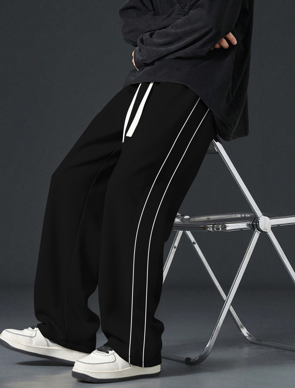 KAJARU Relaxed Men Black Trousers