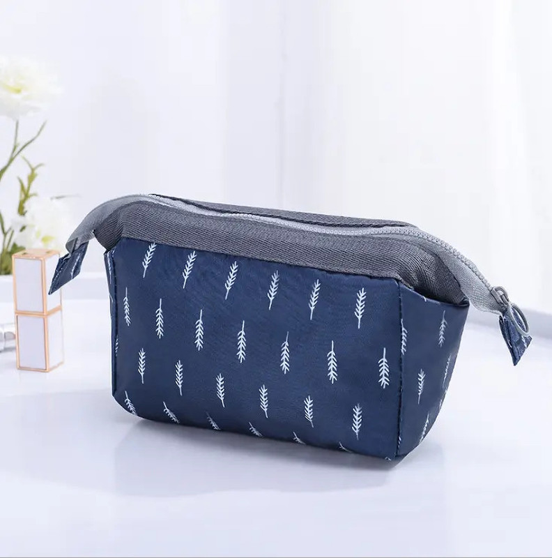 Trendegic Portable printed cosmetic makeup stationery vanity jewelry travel purse Cosmetic Bag