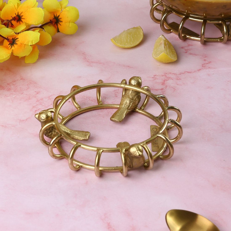Chokhat CPD-00157 Polished Brass Trivet(Pack of 1)