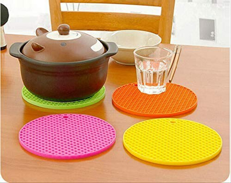 RERAT ENTERPRISE 4Pcs Round Silicone Trivet Mats - Heat Resistant Pot Holders & Non-Slip Hot Pads Matte / Honeycomb Textured Trivet(Pack of 4)