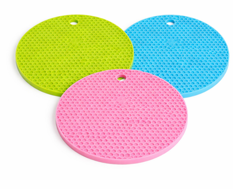 HARIKRUSHNHUB Silicone Trivet Mat Heat Resistant Pot Holder Pads Kitchen Use Silicone Trivet Mat Set Trivet(Pack of 3)